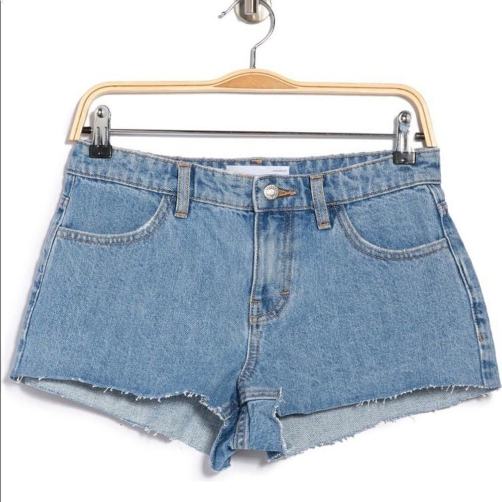 Topshop Tilly Raw Hem Mid Denim Shorts Size 6